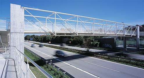 Fußgängerbrücke Walter Gropius München